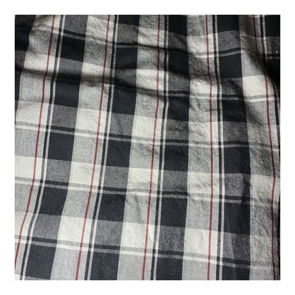 Carhartt 104174 N04 Relaxed Fit Black Plaid Button Down Short Sleeve M READ (B) - Picture 2 of 3